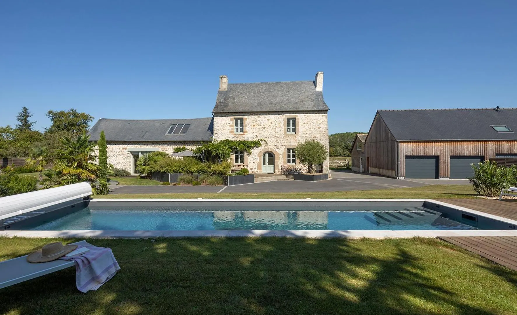 Manoir de la Nogrie - Chambre de charme 2 à 4 personnes Val-d'Ize Alojamento de Acomodação e Pequeno-almoço